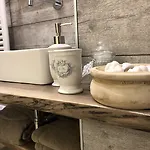 Bed & Breakfast Edera E Camelie 3*