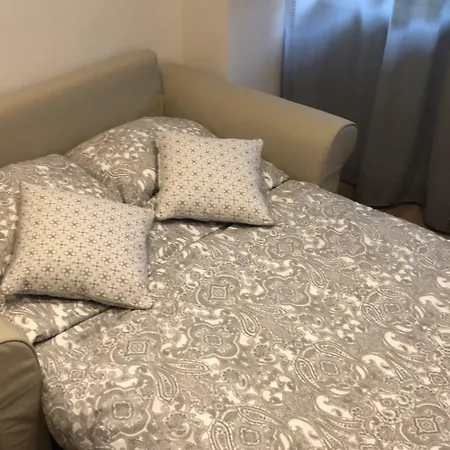 Oda ve Kahvaltı Edera E Camelie 3*