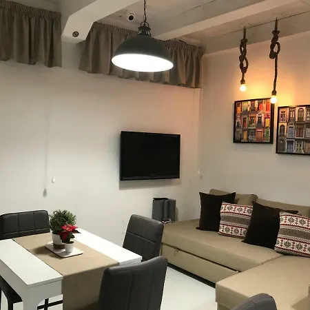 Edera E Camelie Oda ve Kahvaltı