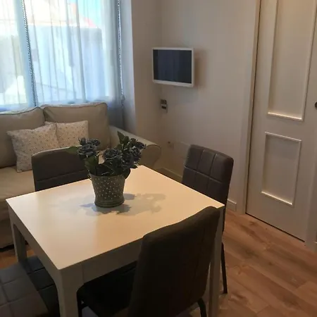 Edera E Camelie Pompei