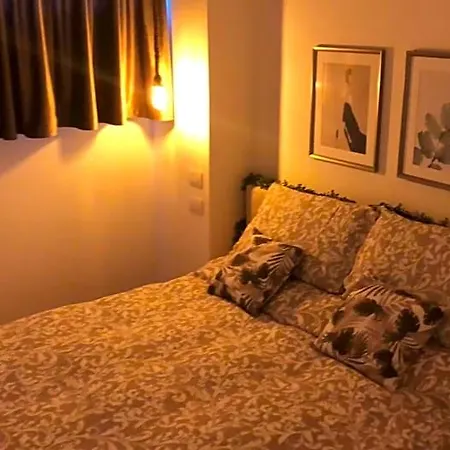 فندق مبيت وإفطار Edera E Camelie
