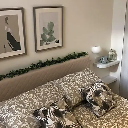 فندق مبيت وإفطار Edera E Camelie