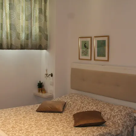 Edera E Camelie Nocleg ze śniadaniem 3*