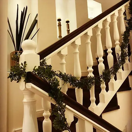 Edera E Camelie 3* פומפיי