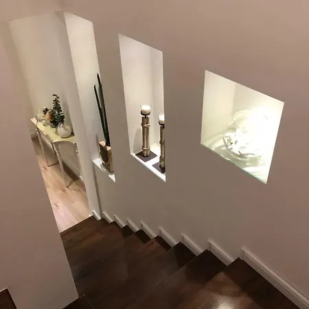 Edera E Camelie פומפיי